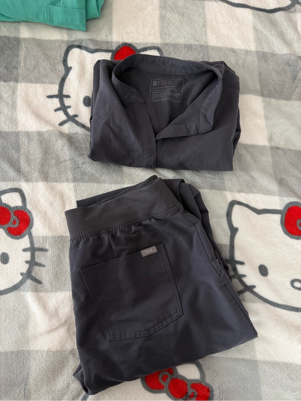 FIGS dark gray scrub set